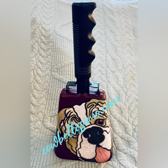 One cowbell for bulldogs fans! - Picture 2 of 7